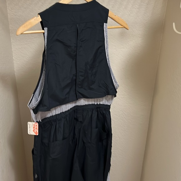 FP Movement Inhale Onesie
NWT
FP Movement by Free People. A482 - Picture 5 of 8